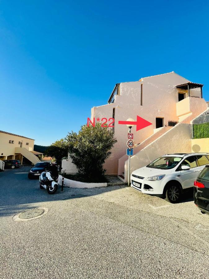 Superbe T2 Avec Vue Mer Et Piscine La Croix-Valmer Exterior photo